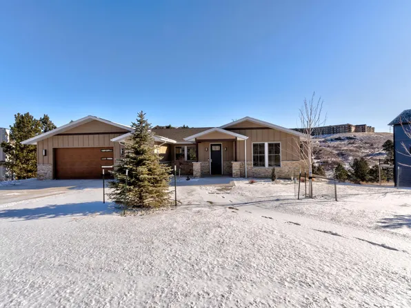 2316 Golden Eagle Dr, Rapid City, SD 57702