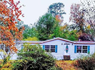 3001 Virgil Cheveallier Rd, Pollock, LA 71467