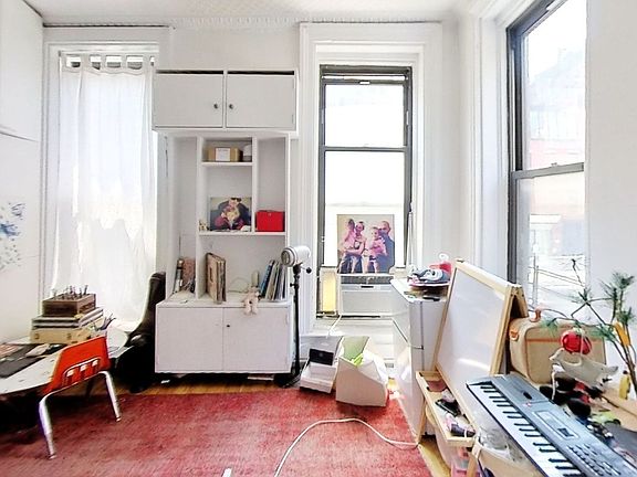 5th image of 35 Canal St #1