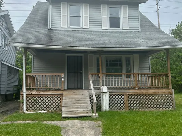807 E 131st St, Cleveland, OH 44108