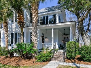 12 Tuscarora Trl, Beaufort, SC 29906
