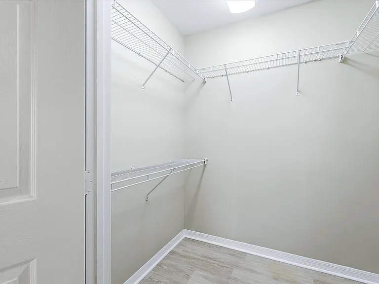 1015 Villagio Cir #202 — Photo 25