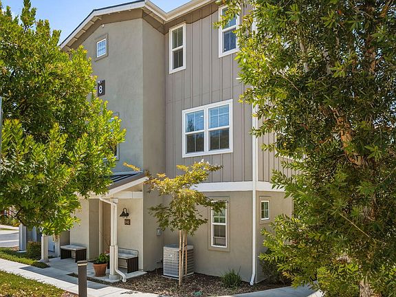2nd image of 540 Sertoma Way