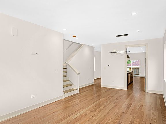4th image of 6341 S Langley Ave