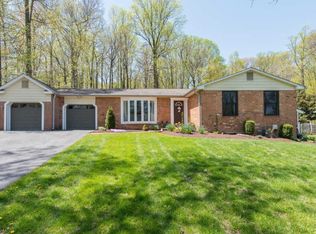 3750 Chateau Ridge Dr, Ellicott City, MD 21042