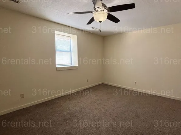 South Main Suites, 114 S Main St #4, El Dorado, KS 67042