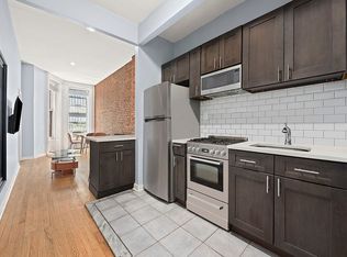 371 W 46th St APT 1, New York, NY