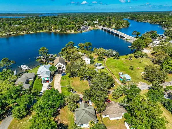 427 Vancouver St, Pensacola, FL 32507