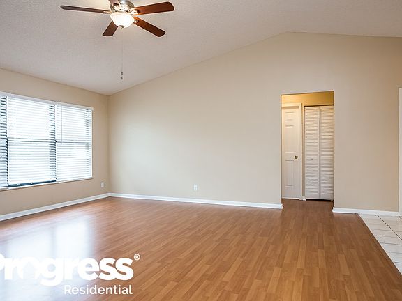 3rd image of 289 Ponce De Leon St