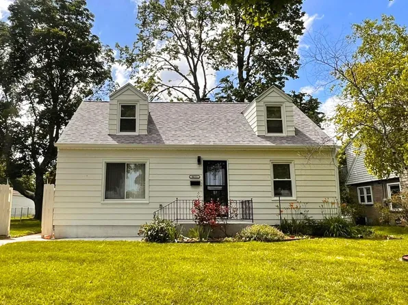 4611 North 69th STREET, Milwaukee, WI 53218