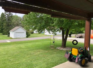 228 N Morrison St, Morristown, IN 46161