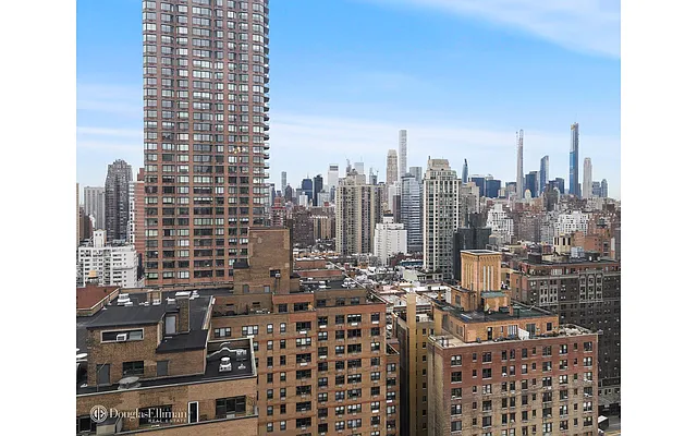 Rented by Douglas Elliman | media 2