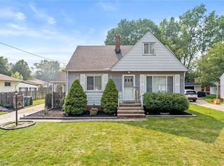 6332 Alexandria Dr, Parma Heights, OH 44130