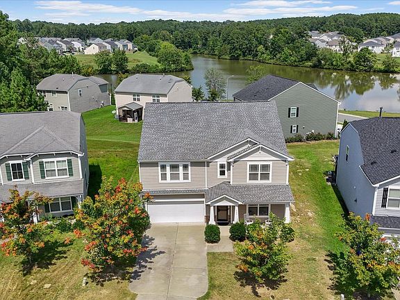 4th image of 127 Rosebud Ln
