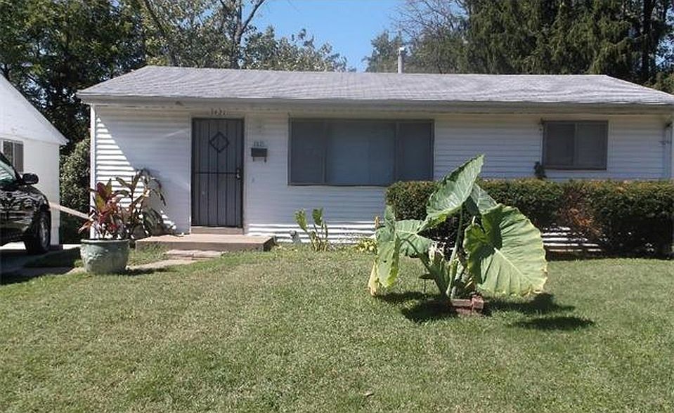 1st image of 3421 Saint Henry Ln
