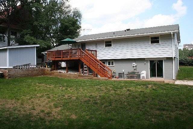 2nd image of 46729 Winchester Dr