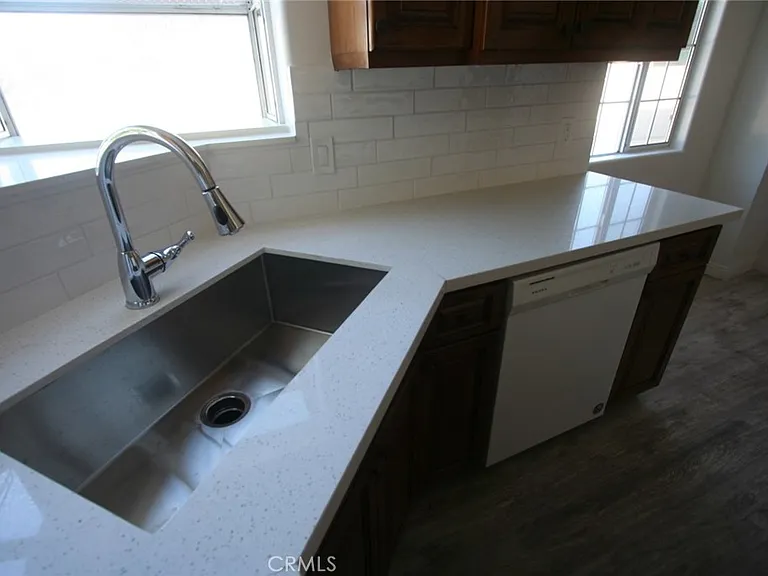 9968 Daines Dr — Photo 9