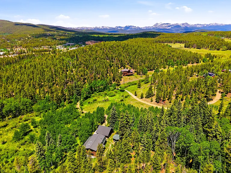 652 Bear Mountain Rd — Photo 43