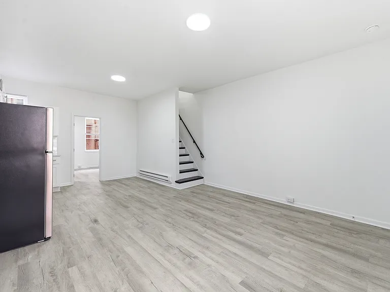 1543 N Myrtlewood St — Photo 10
