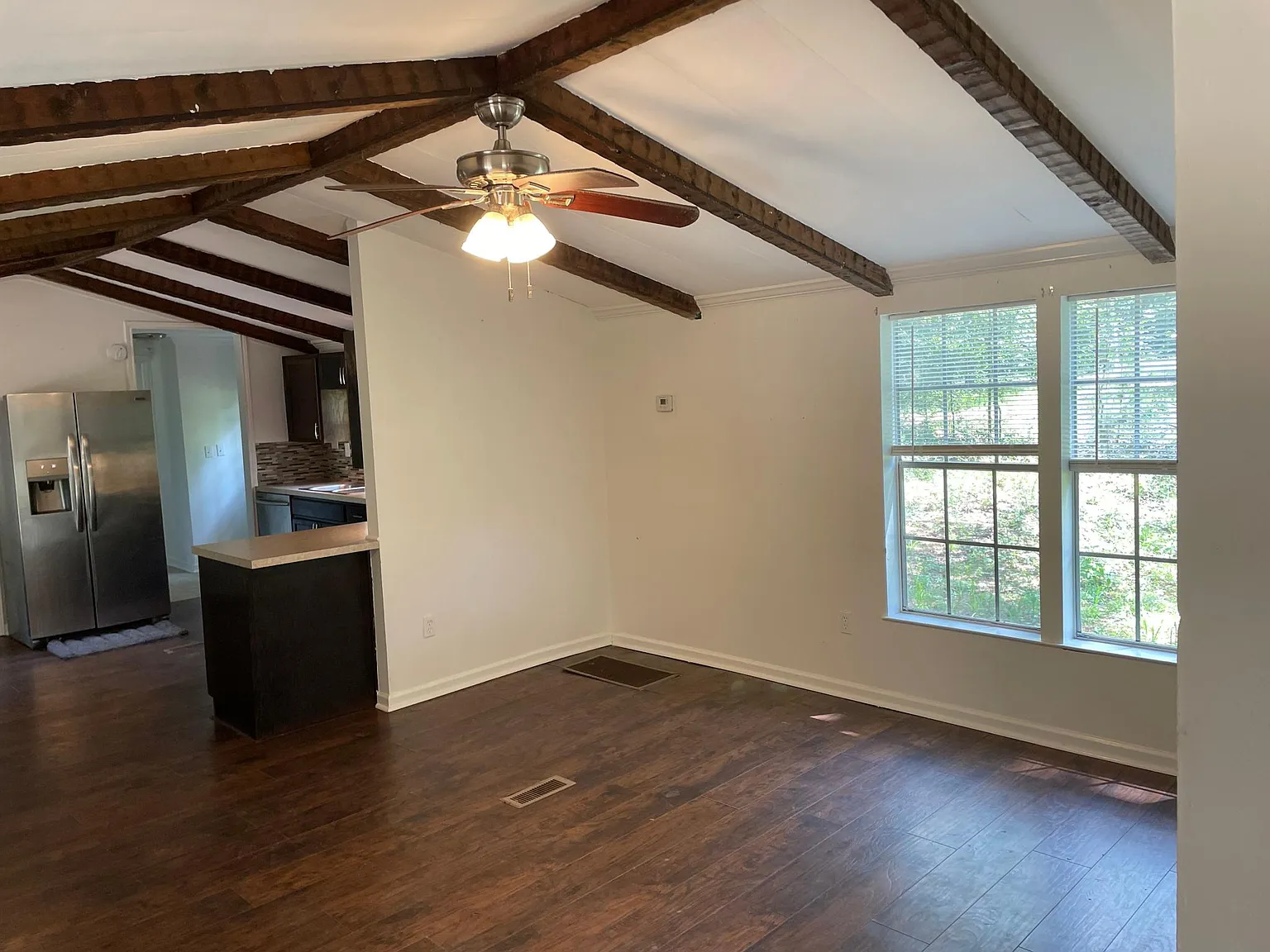 2 bed, 960 sqft, $1,175 — Photo 2