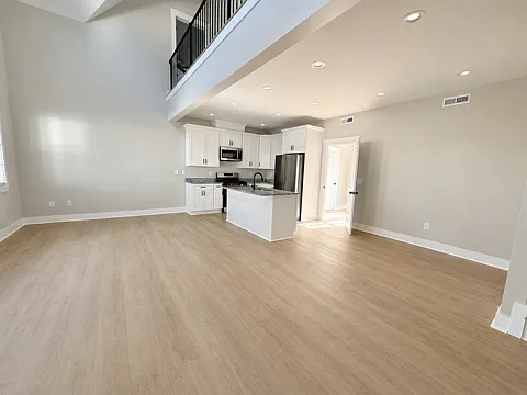 60 Feathered Oaks Blvd — Photo 3