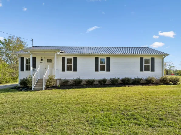 437 Dearman St, Smithville, TN 37166