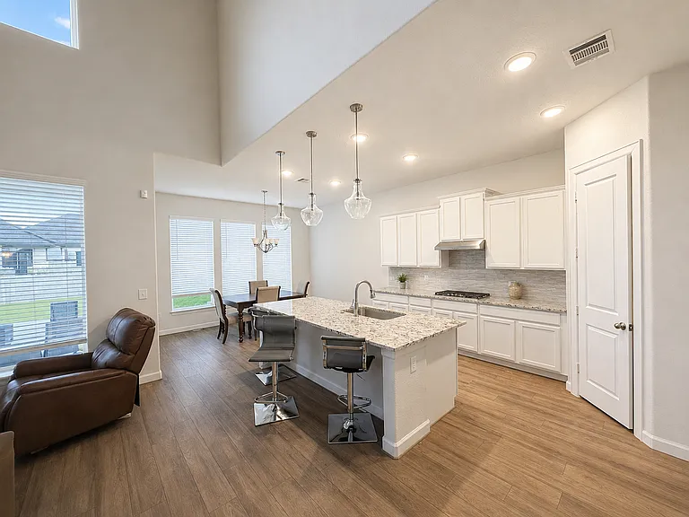 5705 Toscana Trce — Photo 21