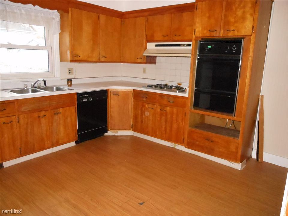 373 N.Transit 011