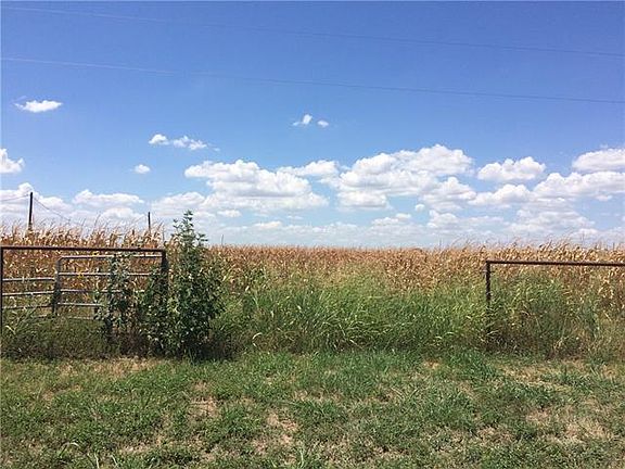 2nd image of 319 County Road 4935