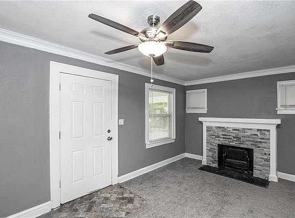 4th image of 5609 Woodland Ave