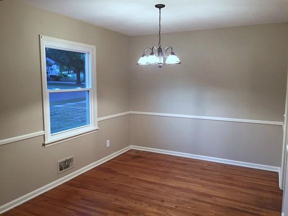 4th image of 9537 Connell Dr