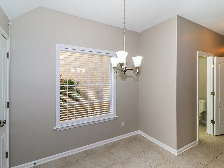 9146 Cinderhill Cv E — Photo 7
