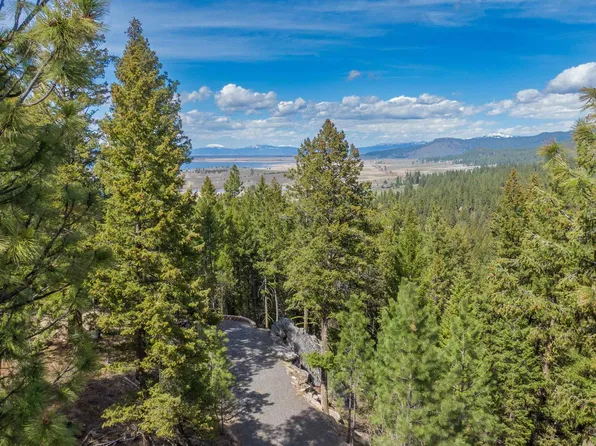 1562 Crown Point Pkwy, Cascade, ID 83611