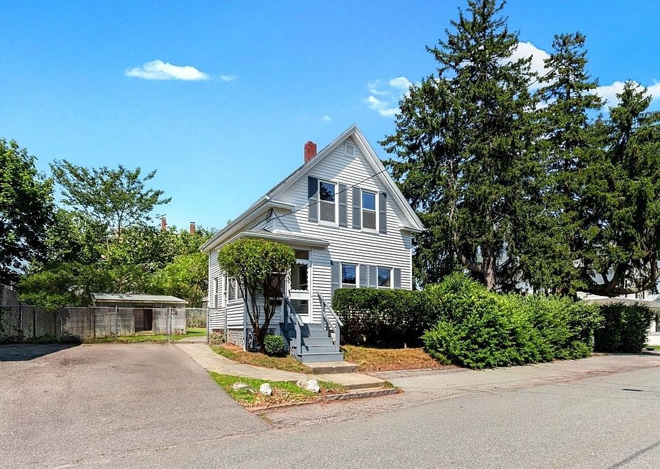 1st image of 12 Lookout St