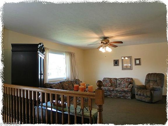 2nd image of 625 Jeanette St