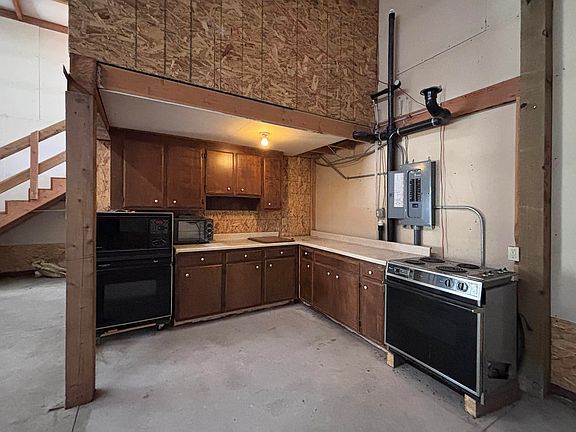 3rd image of 203 Richardsons Ridge Rd