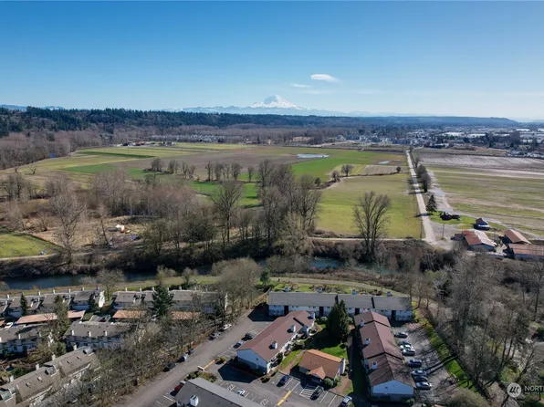 1872 Central Place S #H90, Kent, WA 98030