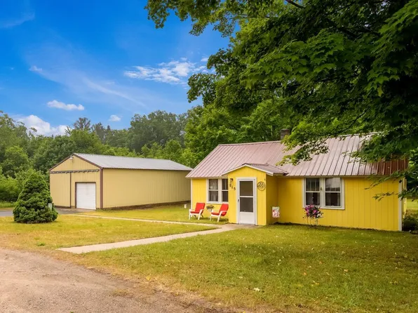 115 Maple St, Fife Lake, MI 49633