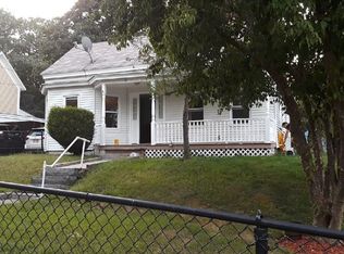 11 Cottage Pl, Leominster, MA 01453