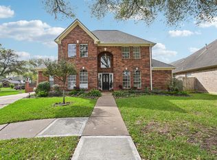2202 Castle Bay Dr, League City, TX 77573