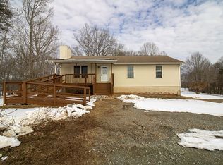 5319 Colonial Tpke, Glade Hill, VA 24092