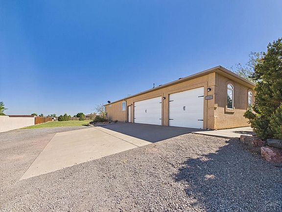 4th image of 1258 W Caida Del Sol Dr