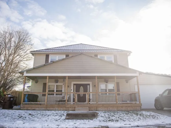 17522 Fork St, Buchtel, OH 45716