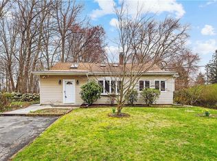50 Austin Rd, Mahopac, NY 10541