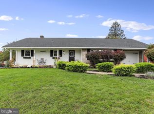 9246 Oyer Dr, Waynesboro, PA 17268