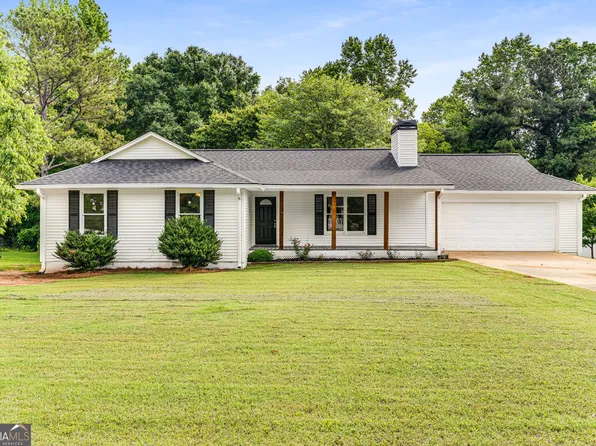 4715 Countryside Dr, Flowery Branch, GA 30542