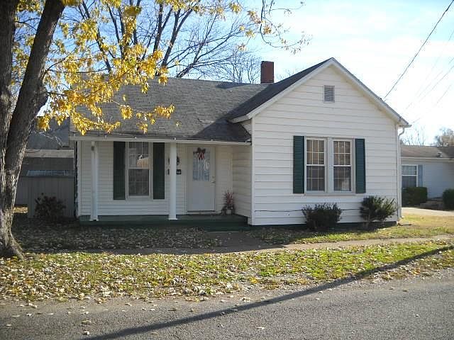 1st image of 329 N 6th St