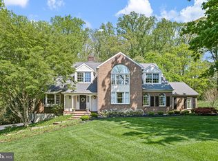 14 Crimson Dr, Hockessin, DE 19707
