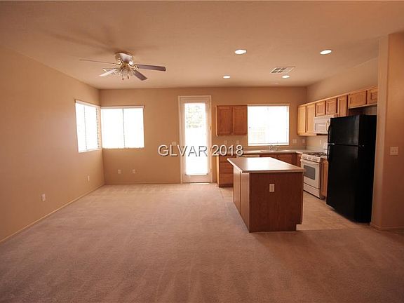 3rd image of 3513 Hammock St
