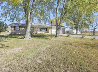 215 Cypress Valley Ln, Vienna, IL 62995